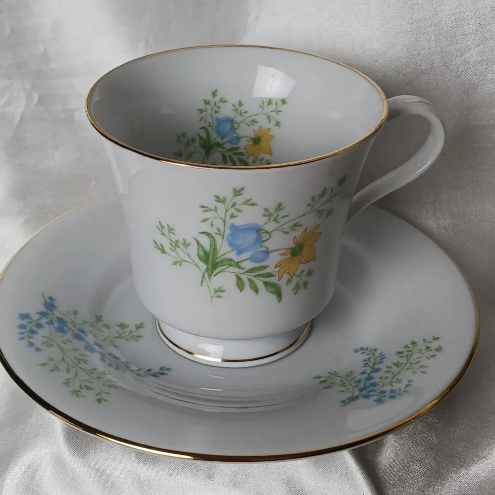 Vintage Blooming by Liling Dinner Set for 6